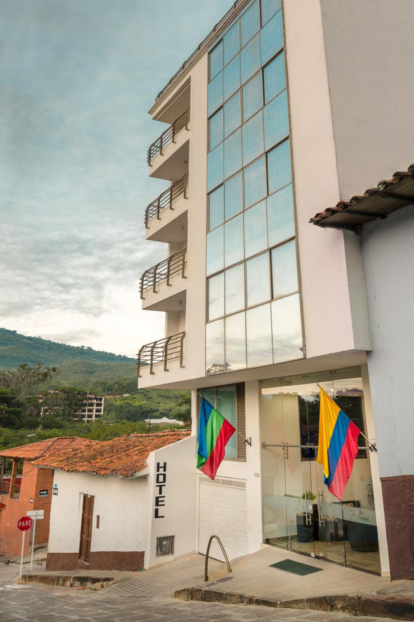 Hotel Puerto Bahia San Gil Zewnętrze zdjęcie