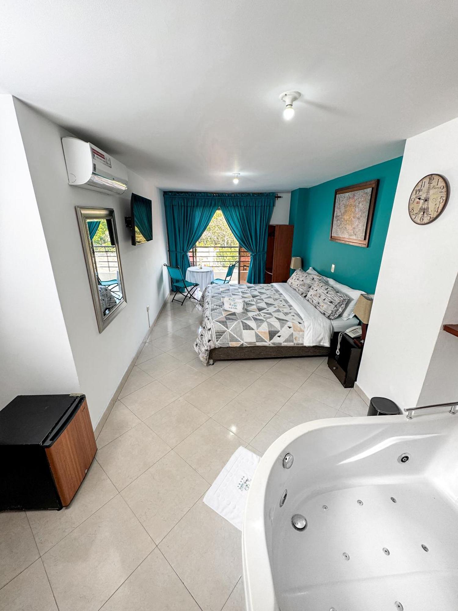 Hotel Puerto Bahia San Gil Zewnętrze zdjęcie